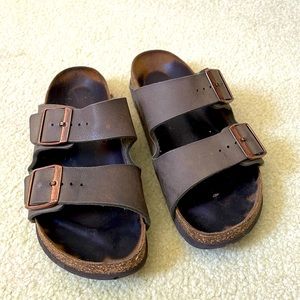 Birkenstock Arizona with fabric lined straps